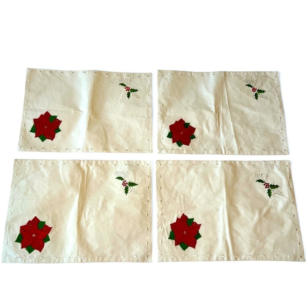 2/$30 Capriware Embroidered Christmas Placemats 100% Cotton Set of 4